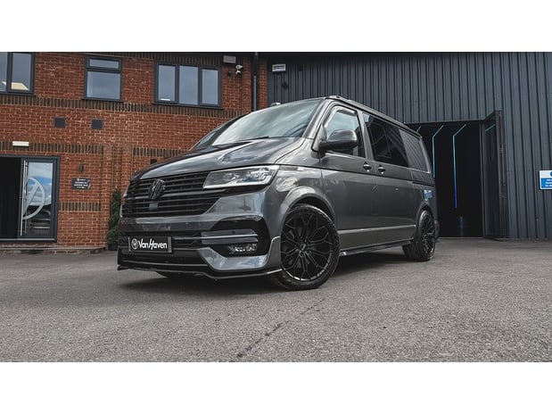 VOLKSWAGEN TRANSPORTER 2.0 TDI T32 Highline Kombi Double Cab 5dr Diesel DSG FWD SWB Euro 6 (s/s) (150 ps)