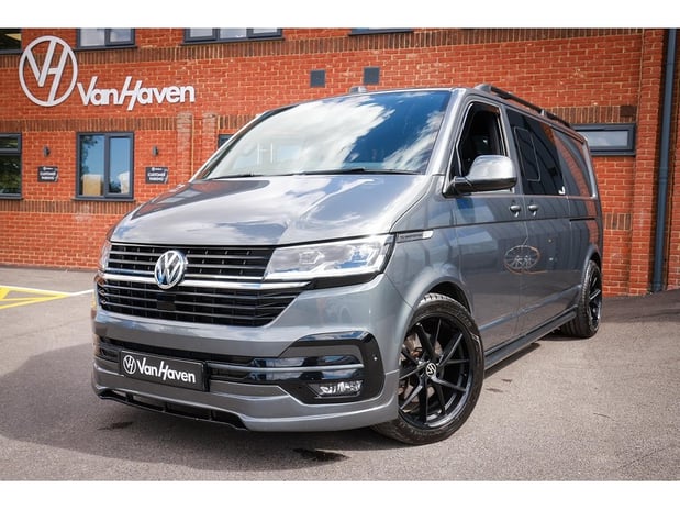 VOLKSWAGEN TRANSPORTER 2.0 BiTDI T32 Highline Panel Van 5dr Diesel DSG FWD LWB High Roof Euro 6 (s/s) (204 ps)