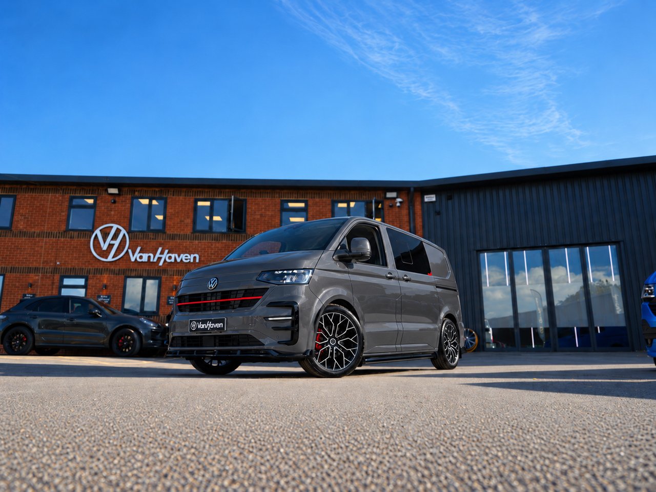 T32 Panel Van Commerce Pro SWB 170PS 2.0 TDI 8sp Auto SWB 2.0 Auto Diesel