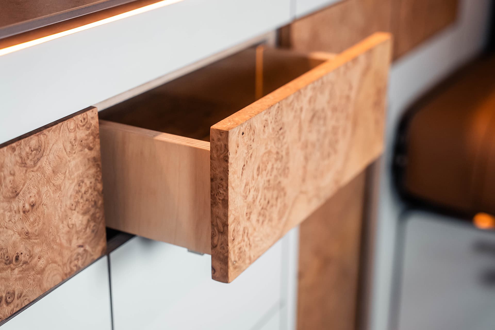 Soft-close drawers