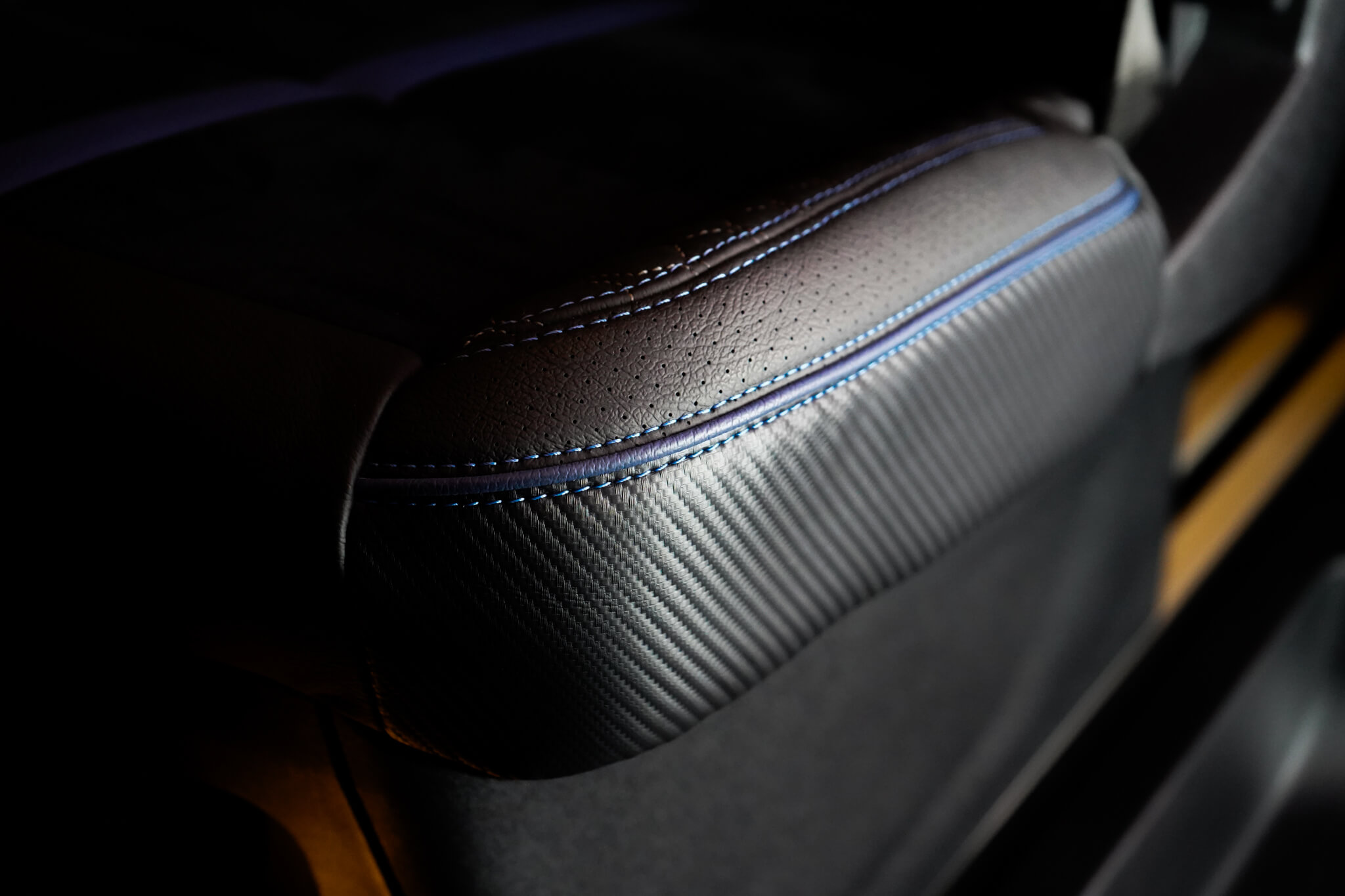 Van Haven leather detail