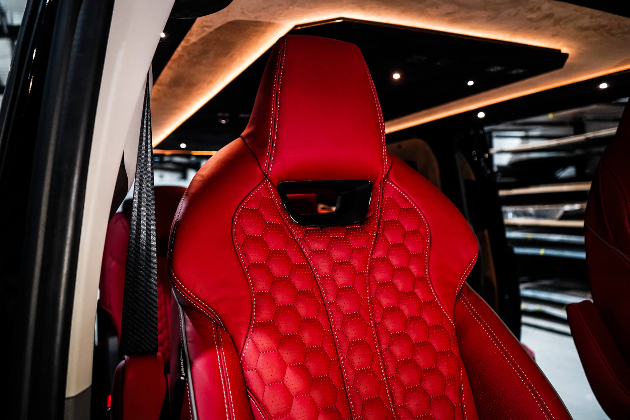 T7 captain seat craftsmanship